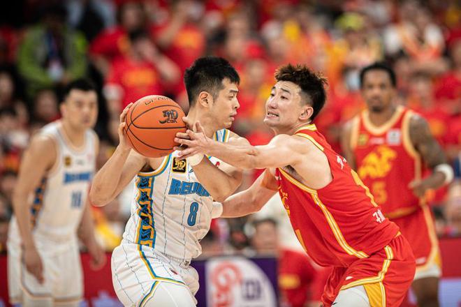 CBA总决赛第二场：广厦主场103比96胜北京扳平大比分