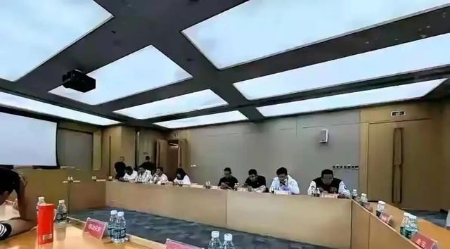 泰山队战绩不佳遭球迷呼吁下课，俱乐部却管控球迷引众怒