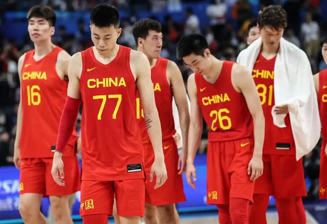 中国男篮低迷引关注，篮协推归化或改变亚洲篮坛格局