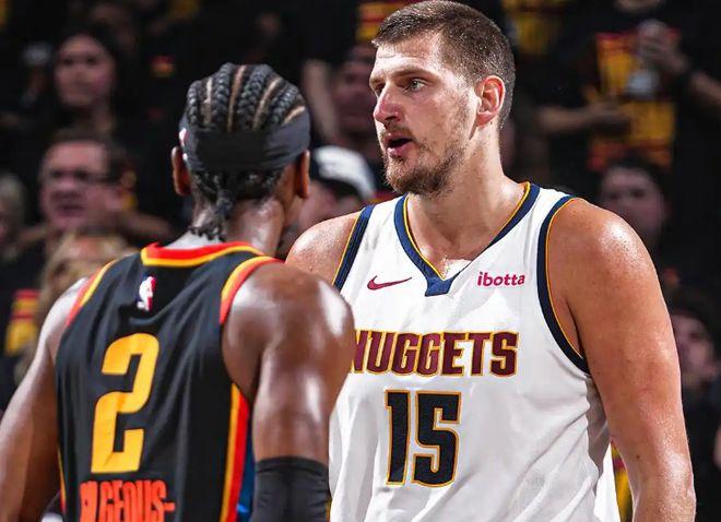 5月10日NBA季后赛分区半决赛掘金主场G3战，约基奇深陷困境