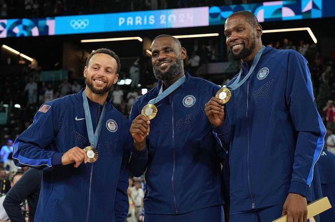 盘点NBA历史至少3次单场拿50分球员，库里詹姆斯杜兰特未做到