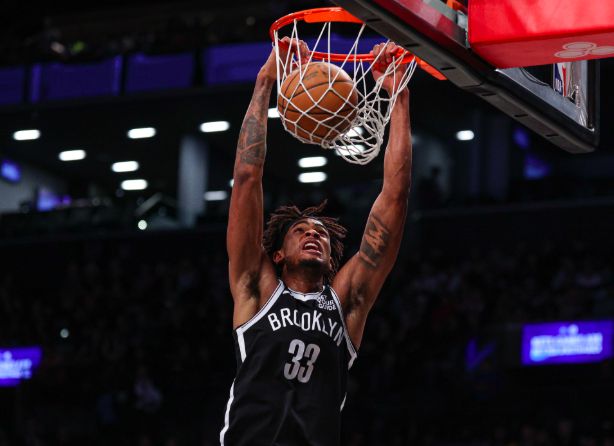 5月11日NBA季后赛激战，湖人出局后为下赛季准备，里夫斯或拒续约且瞄克拉克斯顿补强内线