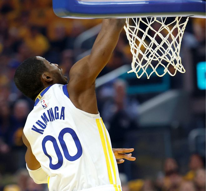 NBA 季后赛次轮 G3：勇士 97-102 惜败森林狼，巴特勒与库明加表现关键