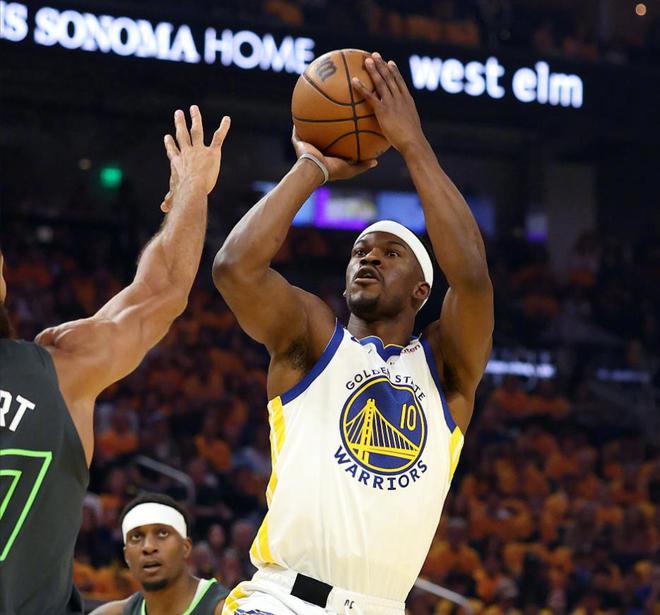 NBA季后赛分区半决赛：排名低的球队表现惊人，勇士主场惜败森林狼