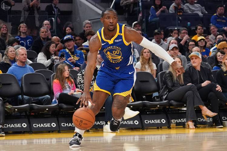 NBA 季后赛西部半决赛 G3：勇士主场落败，库明加爆发，巴特勒体能成忧
