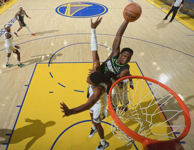 NBA 季后赛勇士主场战森林狼，库里伤退后预计 G6 有望复出