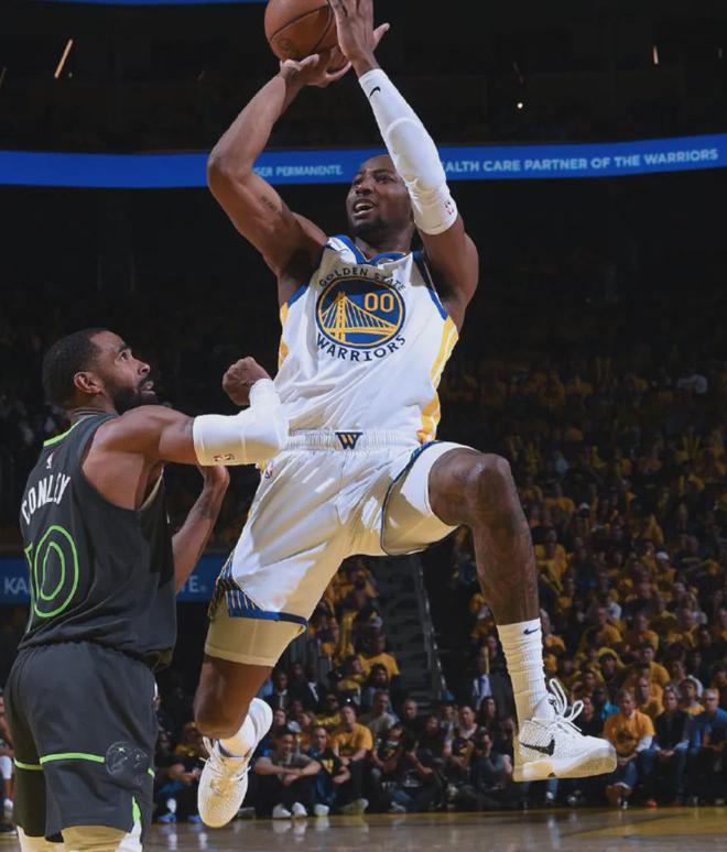 NBA 季后赛勇士主场战森林狼，库里伤退后预计 G6 有望复出