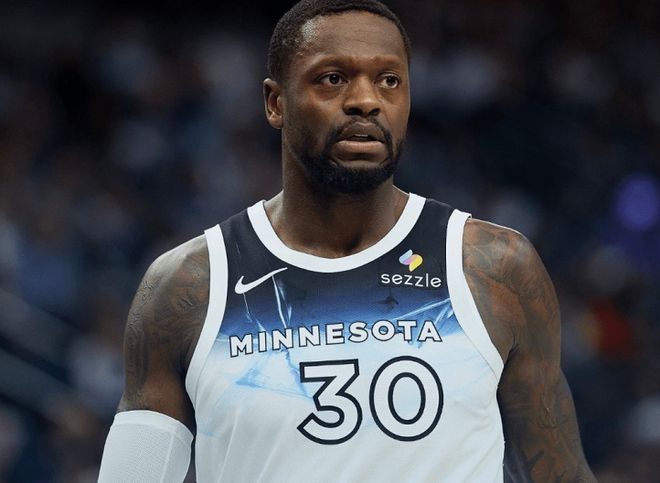 NBA 季后赛：森林狼 102-97 险胜勇士，库里伤退华子带伤作战