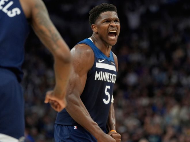 NBA季后赛勇士主场迎森林狼挑战，库里缺阵最终逆转失利