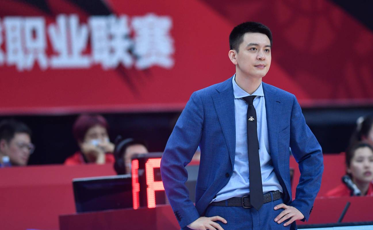 CBA顶流杨鸣暂别解说席，6月10日晚将联手朱芳雨论战NBA总决赛