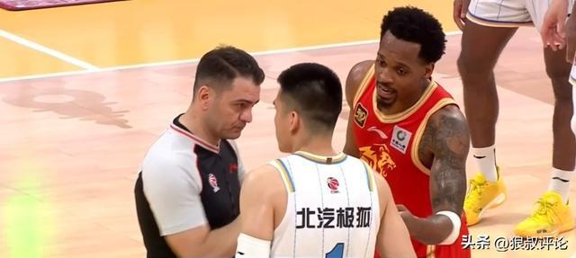 CBA总决赛确定无中国裁判执裁，外籍裁判尺度引热议